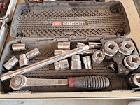 Handgereedschap e.a. - afbeelding 11 van  11