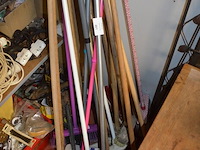 Handgereedschap en schoonmaakgerei - afbeelding 4 van  8