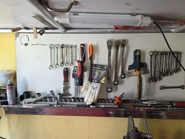 Handgereedschap + resterende inrichting... - afbeelding 30 van  37