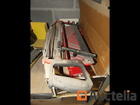 Handgereedschap verschillend handleiding; verstekzagen, handmatige buigmachines verschillend tangen,... - afbeelding 2 van  7