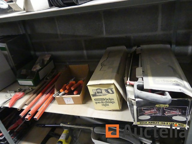 Handgereedschap verschillend handleiding; verstekzagen, handmatige buigmachines verschillend tangen,... - afbeelding 5 van  7