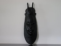 Handgesneden houten masker - afbeelding 2 van  9