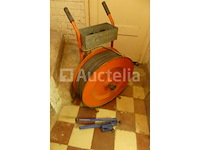 Handmatige bandmachine op trolley - afbeelding 1 van  6