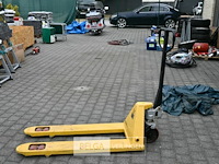 Handmatige hydraulische pallettruck - afbeelding 1 van  2