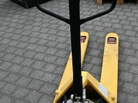 Handmatige hydraulische pallettruck - afbeelding 2 van  2