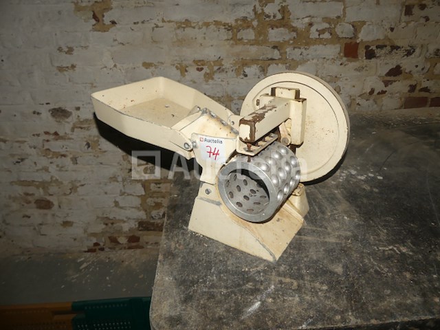 Handmatige kersenpitter - afbeelding 1 van  7