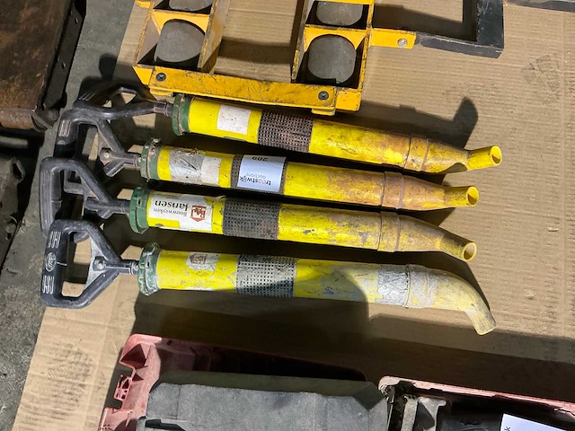 Handmortelpomp (4x) - afbeelding 1 van  1