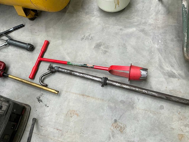 Handpompen (3x) - afbeelding 4 van  4