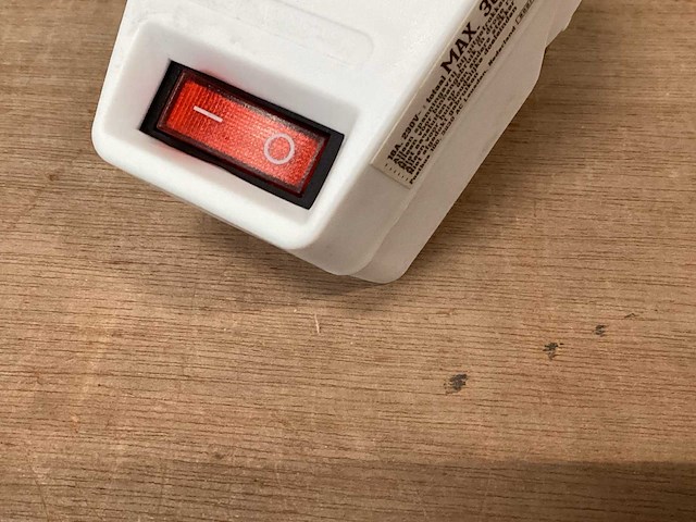 Handson doorvoerstekker met schakelaar (60x) - afbeelding 2 van  3