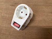 Handson doorvoerstekker met schakelaar (61x) - afbeelding 1 van  3