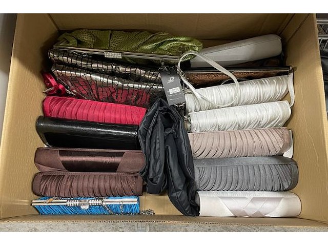 Handtassen, aktetassen - afbeelding 3 van  6