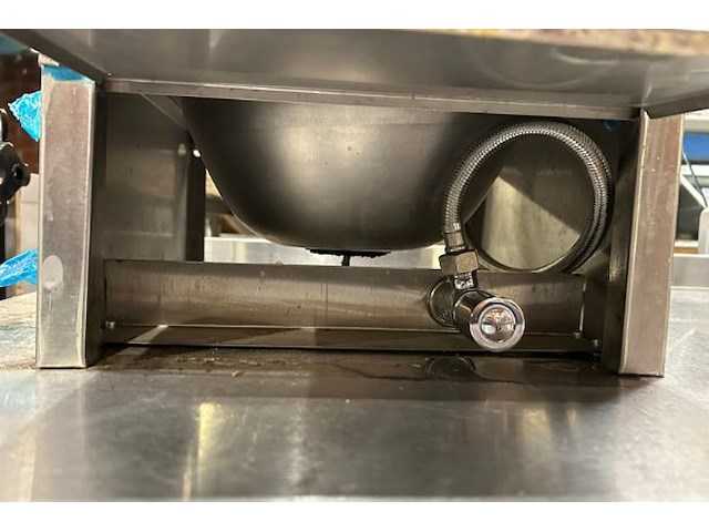 Handwasbak met kniebediening - afbeelding 4 van  5