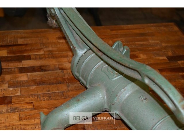 Handwaterpomp - afbeelding 6 van  6