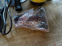 Handzame stoomreiniger met diverse accessoires - afbeelding 2 van  4