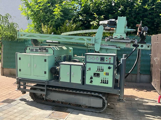 Hanfa hf300d mobiele grondboorinstallatie - afbeelding 1 van  56