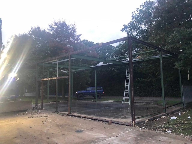 Hangaar - afbeelding 5 van  5