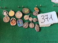 Hangers. 14 stuks - afbeelding 1 van  3