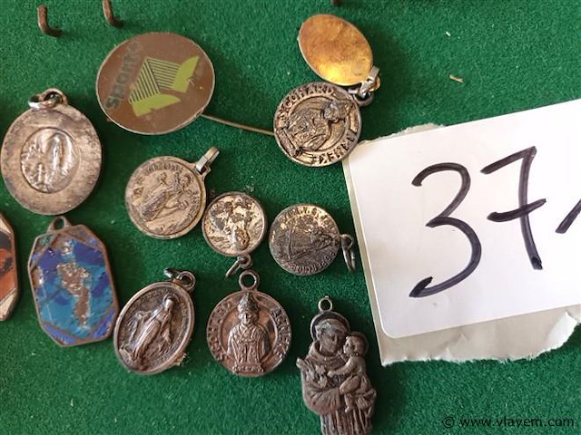 Hangers. 14 stuks - afbeelding 3 van  3