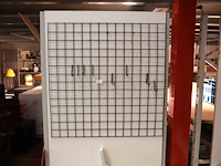Hangrek - afbeelding 1 van  3