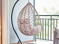 Hangstoel 95 cm breed - hoogte 200 cm - bruin frame / witte kussens met print - afbeelding 2 van  2