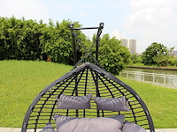 Hangstoel dubbel: 2 persoons 135 cm breed - hoogte 197 cm - zwart frame / grijze kussens - afbeelding 1 van  5