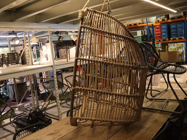 Hangstoel - afbeelding 4 van  7