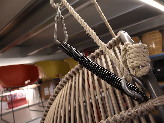 Hangstoel - afbeelding 7 van  7