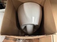 Hangtoilet (4x) - afbeelding 4 van  5