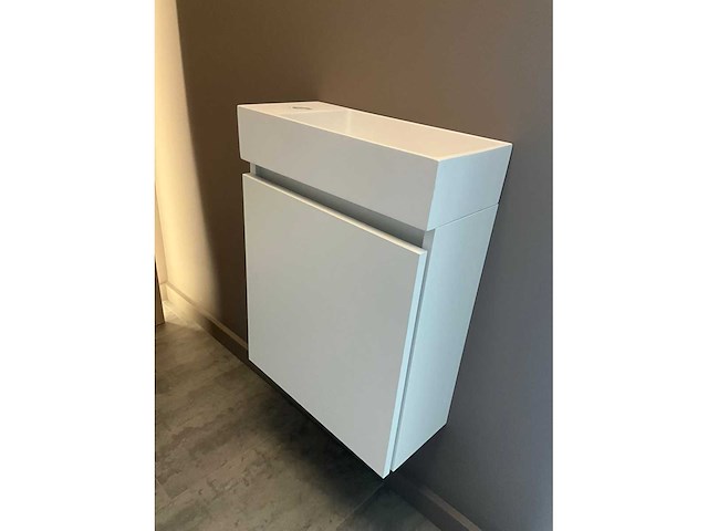 Hangtoilet/kolomkast en handenwasser - afbeelding 8 van  18