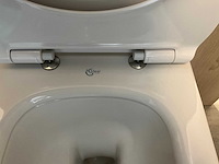 Hangtoilet/kolomkast en handenwasser - afbeelding 14 van  16