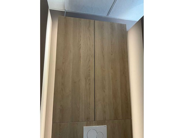 Hangtoilet/kolomkast en handenwasser - afbeelding 16 van  16