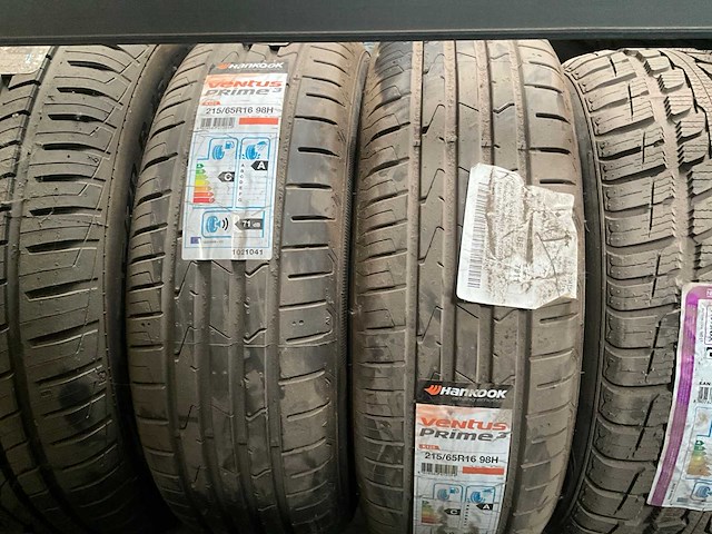 Hankook autoband (2x) - afbeelding 1 van  4