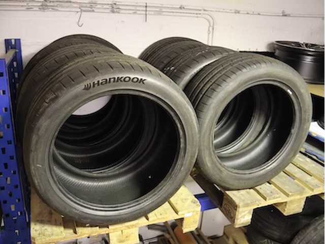 Hankook autobanden (x8) - afbeelding 1 van  7
