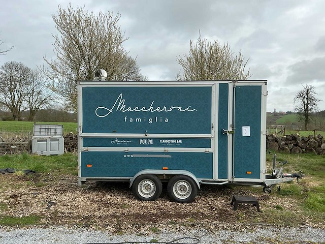 Hapert k2700 foodtruck aanhanhangwagen - afbeelding 23 van  37