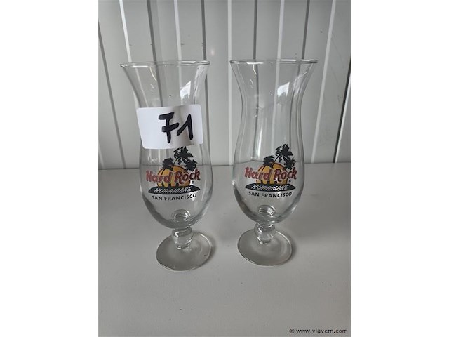 Hard rock café glazen. 2 stuks - afbeelding 1 van  3