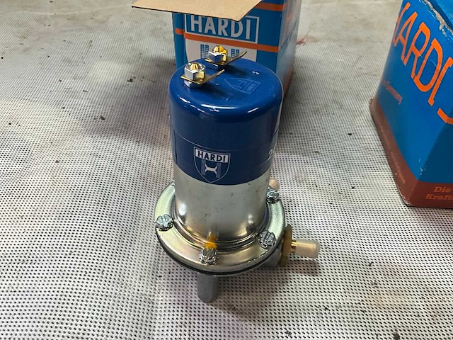 Hardi 8824-3 opvoerpomp brandstof - afbeelding 1 van  6