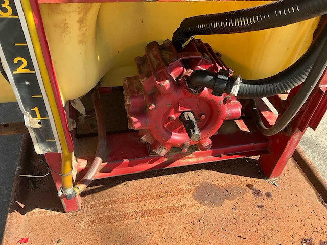 Hardi glostrup dk-2600 veldspuit - afbeelding 17 van  19