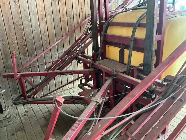 Hardi lxh 800 veldspuit - afbeelding 9 van  13