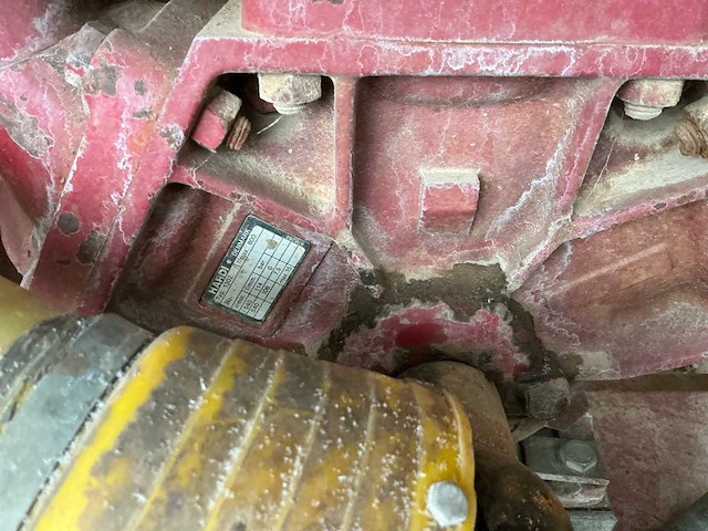 Hardi lxh 800 veldspuit - afbeelding 13 van  13