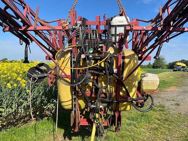 Hardi lzy 1000 spuitmachine - afbeelding 4 van  18