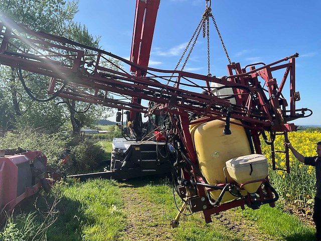 Hardi lzy 1000 spuitmachine - afbeelding 11 van  18