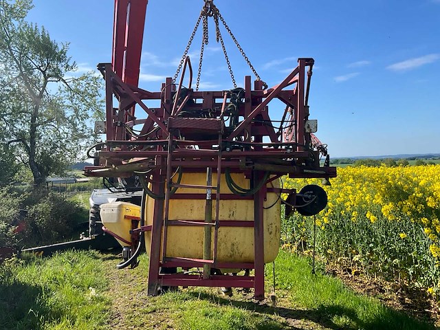 Hardi lzy 1000 spuitmachine - afbeelding 17 van  18