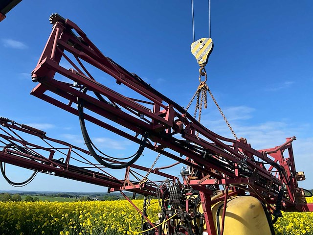 Hardi lzy 1000 spuitmachine - afbeelding 18 van  18