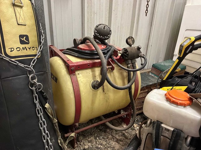 Hardi spuitmachine - afbeelding 1 van  6