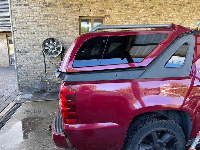 Hardtop chevrolet avalanche - afbeelding 2 van  2