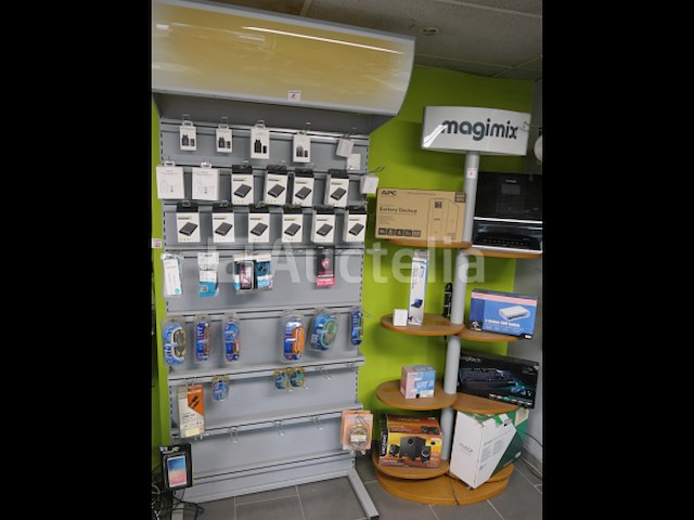 Hardware; kabels, toetsenbord, externe harde schijfbehuizingen, enzovoort. - afbeelding 3 van  7