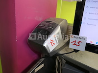 Hardware; scherm, toren, toetsenbord, muis, labelprinters, kasten, kassa - afbeelding 3 van  9