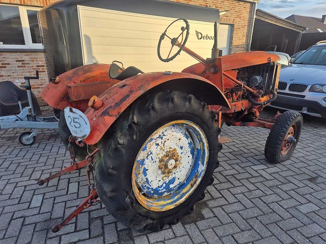 Harimog oldtimer tractor - afbeelding 7 van  9