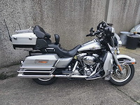 Harley davidson - d flhtcui - motorcycle - afbeelding 21 van  26