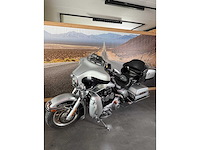 Harley davidson - d flhtcui - motorcycle - afbeelding 1 van  18